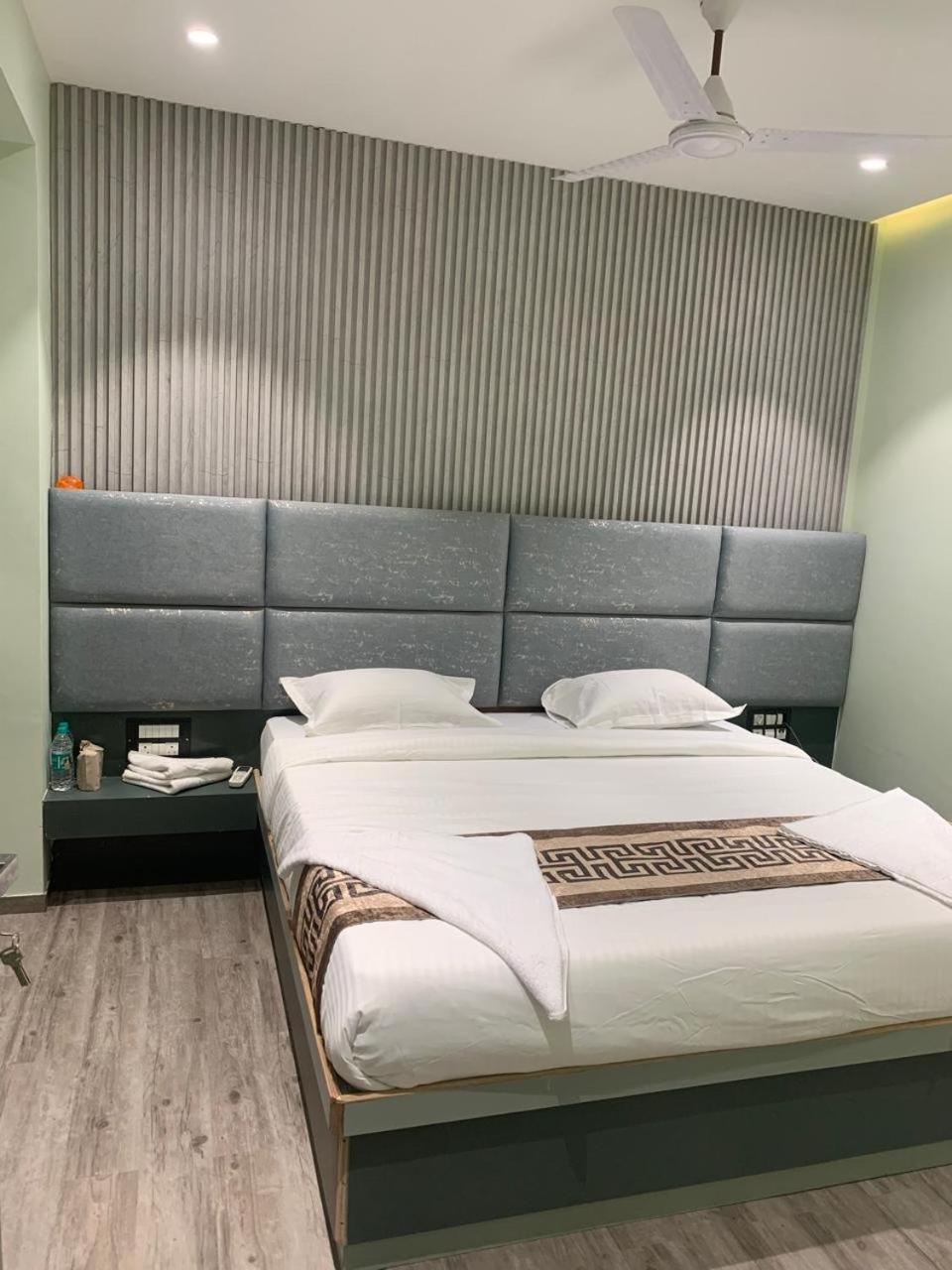 Hotel Grand Bee Residency Bhiwandi Exterior photo