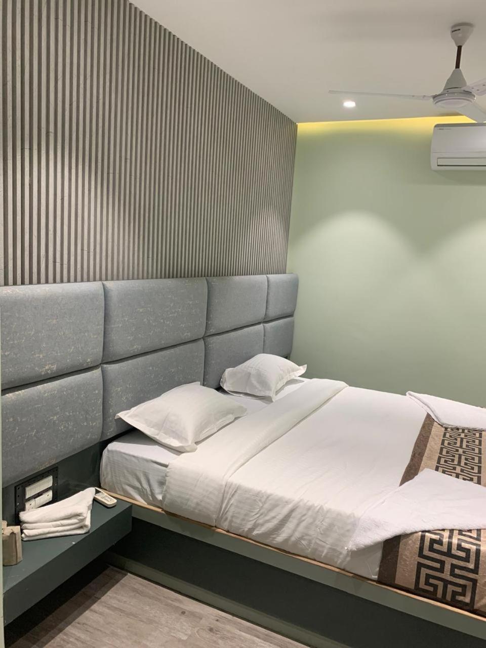 Hotel Grand Bee Residency Bhiwandi Exterior photo